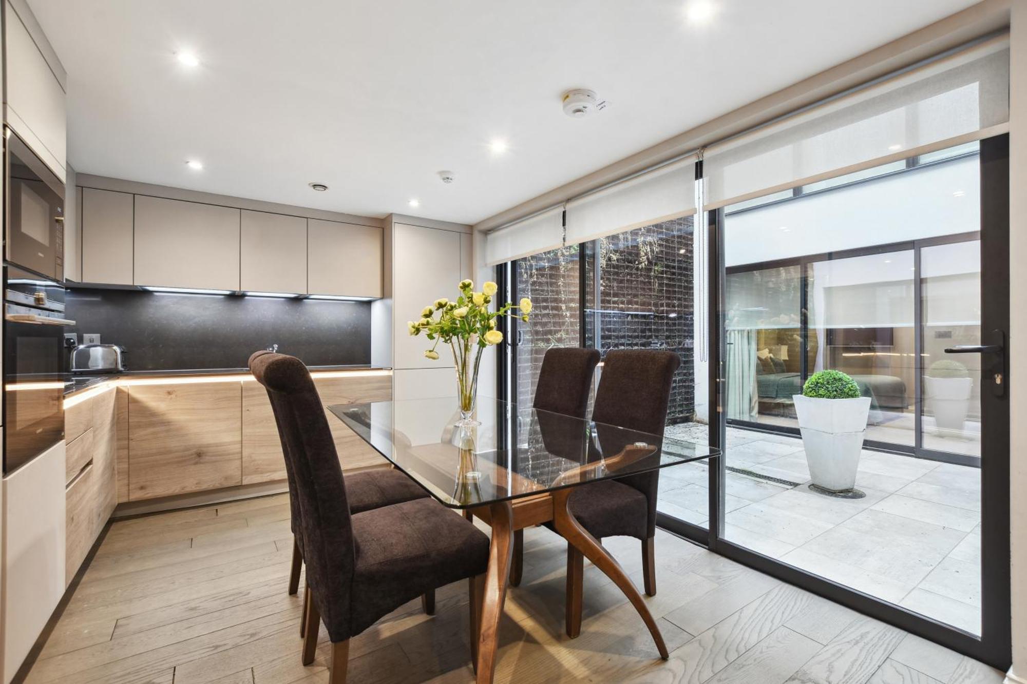 Buckingham Palace Residences By Aeria Apartments London Luaran gambar