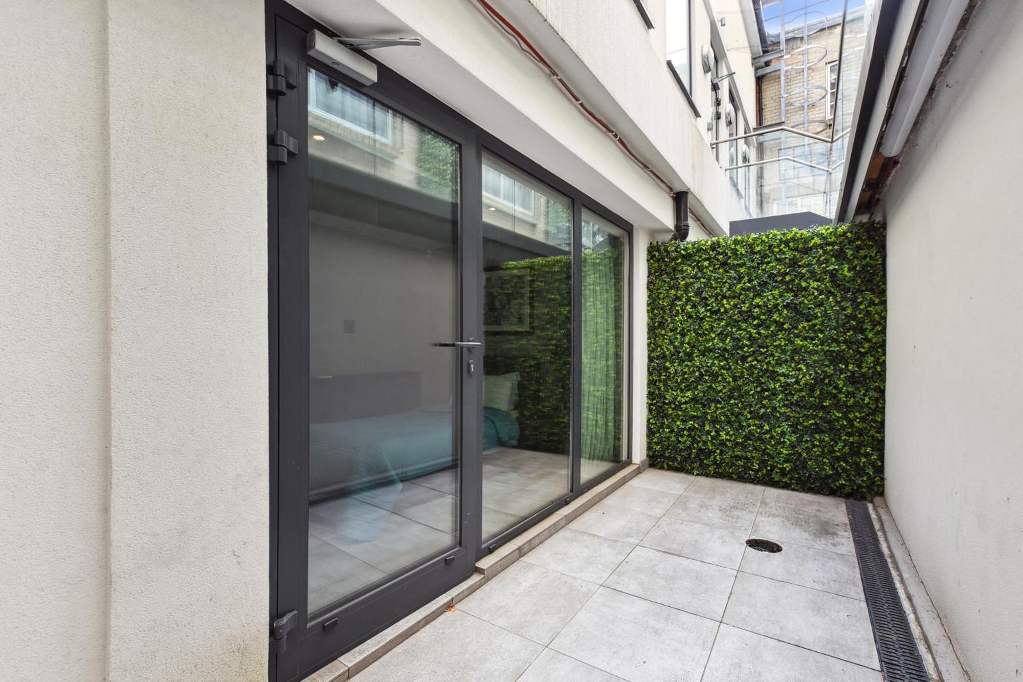 Buckingham Palace Residences By Aeria Apartments London Luaran gambar